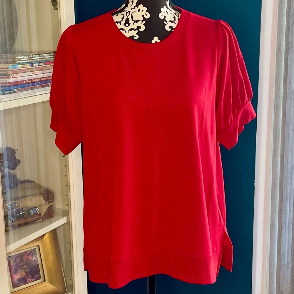 DG2 Short Sleeve Knit Top​